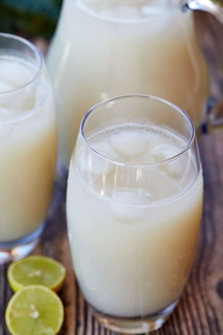 Soursop juice with lime