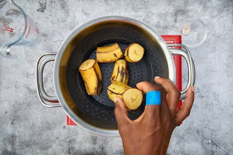Can you boil plantains with skin?